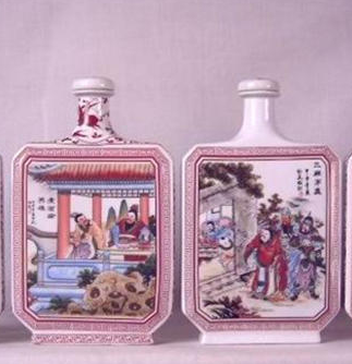 喝完酒瓶別扔！這些酒瓶收藏價值上萬，九年價漲三倍！